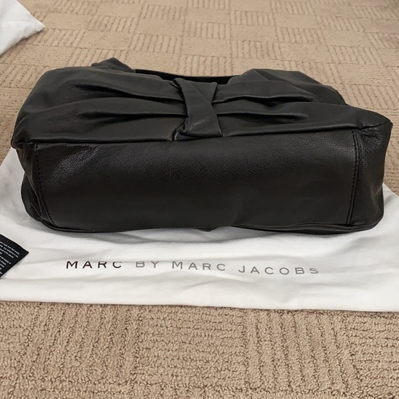 Marc by Marc jacobs perforated black leather hobo - Picture 3 of 12